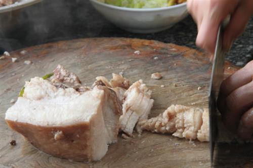 舌尖上的美食杀猪菜,舌尖上的中国东北杀猪菜是第几集