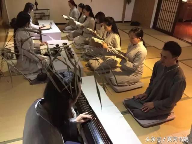 新婚燕尔其实是一曲爱情的悲歌,新婚燕尔出自哪首歌