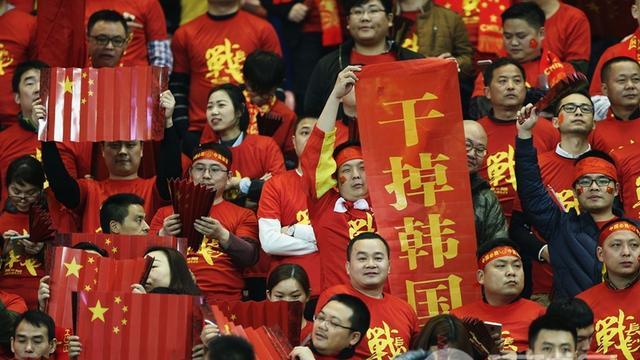 里皮给国足带来希望,里皮怒怼裁判