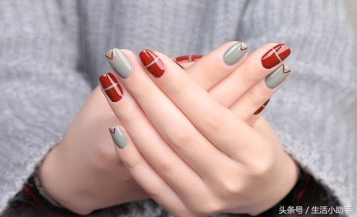 流行色指甲油,诉说你的高冷范儿、绕指柔