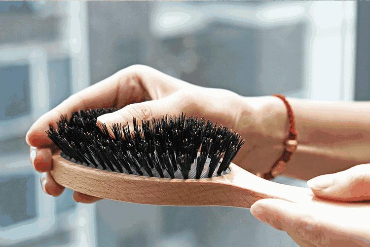 明星最爱的12款人气梳子大比拼,明星用的同款梳子