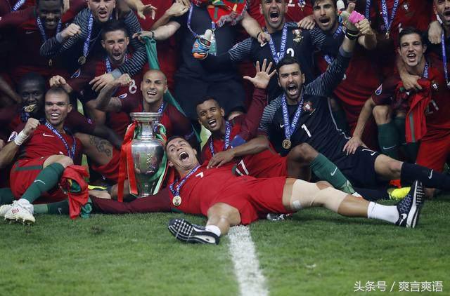 中国vs卡塔尔张玉宁,国足战新加坡张玉宁在干什么