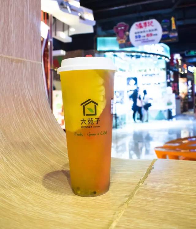 水果茶店有几种茶底,烂大街的水果