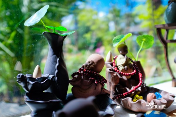 历史底蕴与现代繁华在此交融,历史与现代并存的城市