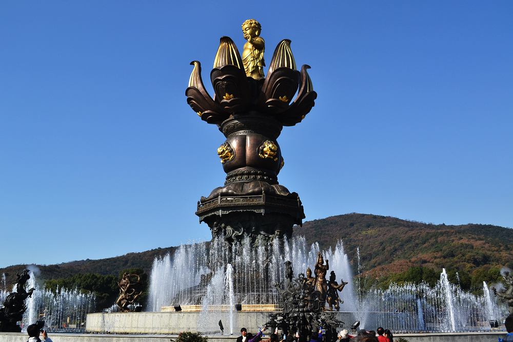 无锡灵山大佛里面有阿弥陀佛,无锡最好三个景点灵山大佛