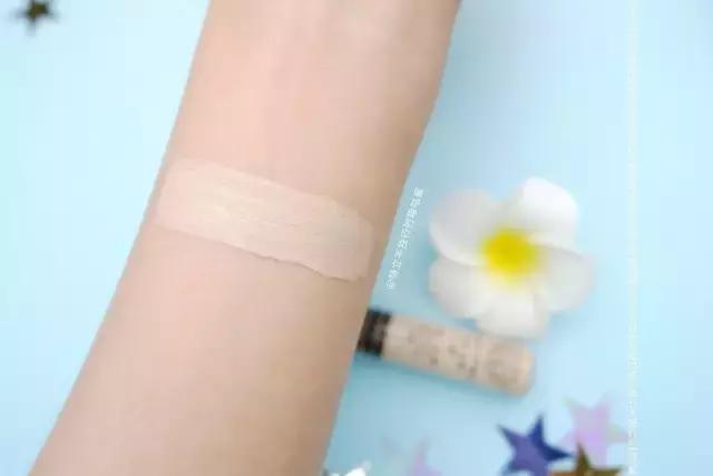 化妆和p图不能解决的方法,五分钟搞定的化妆视频不卡粉