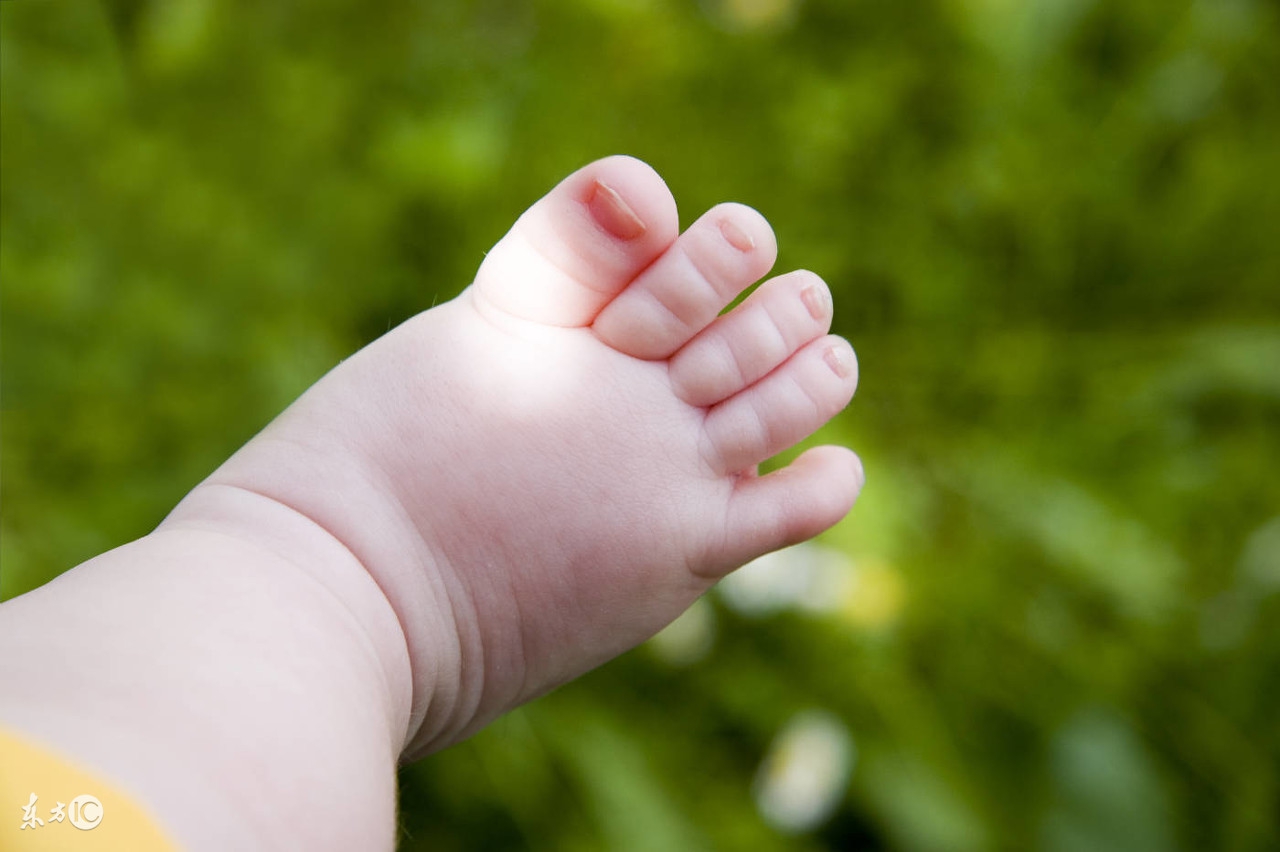 三个月婴儿发育标准表图片,三个月宝宝的发育实录