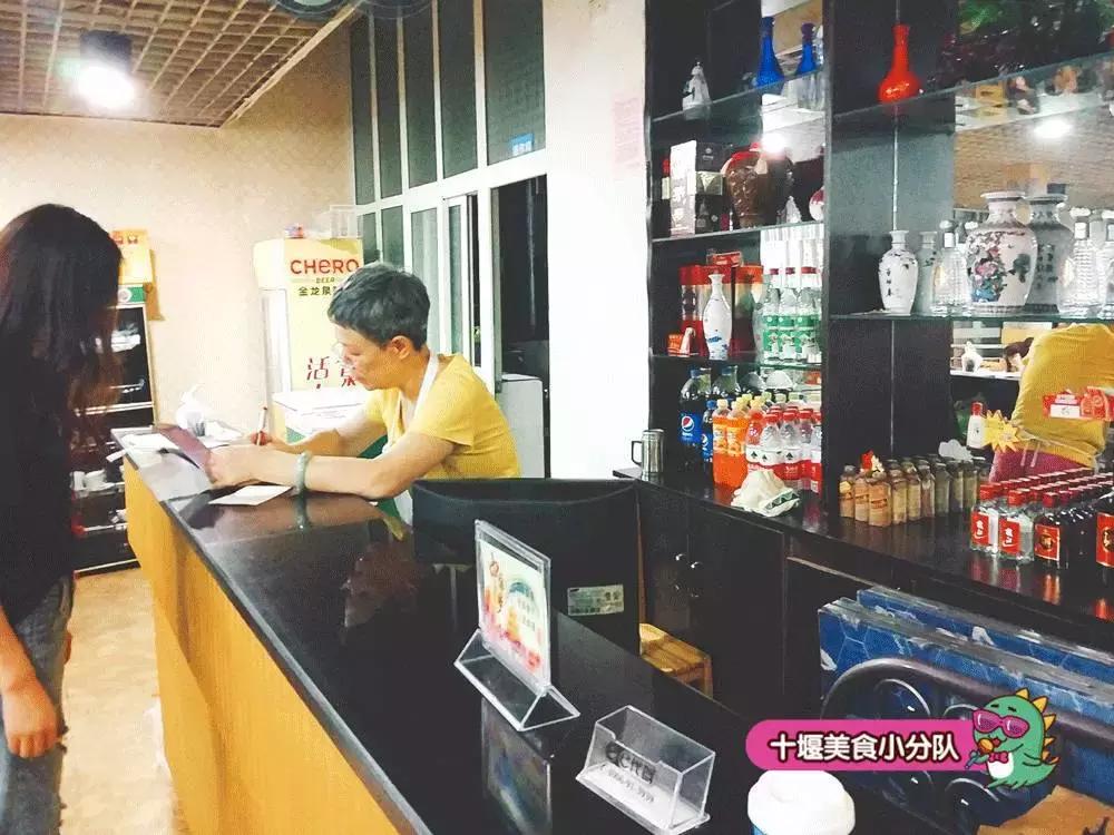 厉害了！50厂这家最正宗武汉味儿，是让老饕们沸腾了6年的心头好