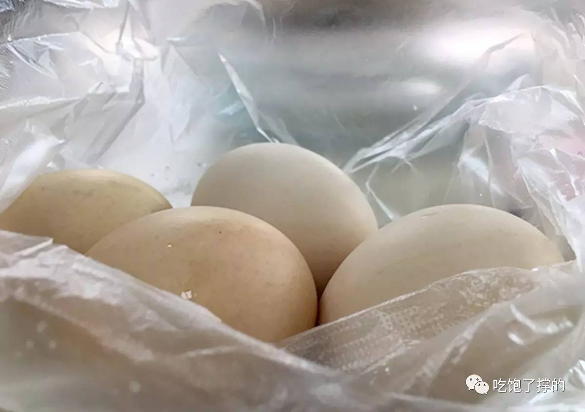 地球首家双立人铁锅米线,让人心安理得地荒废一个下午