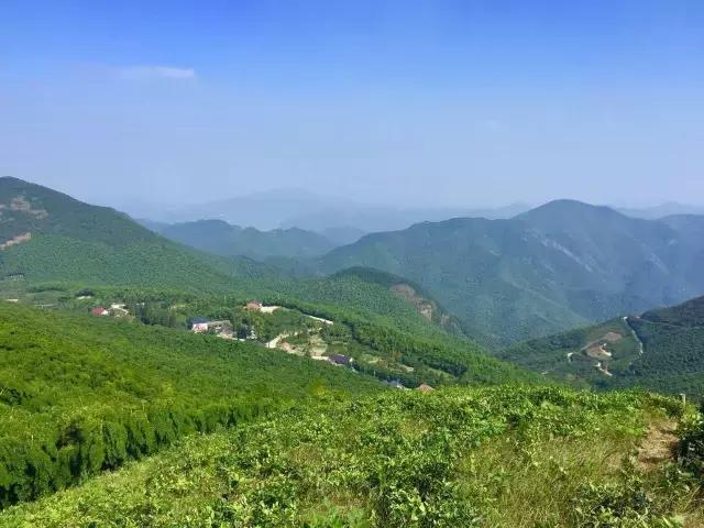 深山原始村落自驾游,大山深处古老村落自驾游