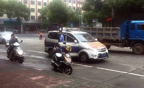 不文明行为曝光创建文明城,岳阳云溪失信曝光台