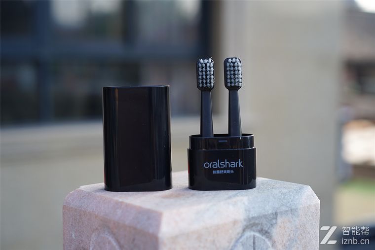 有了它再也不用为刷不干净牙烦恼oralshark声波电动牙刷K117-B