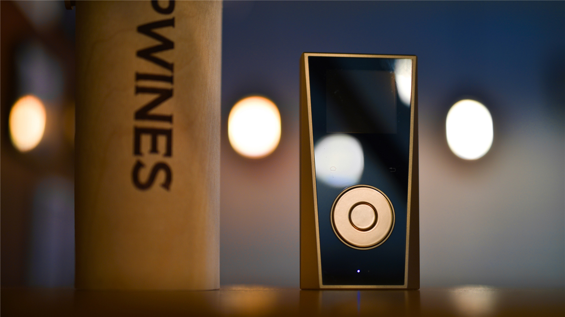 1万元内的便携无损播放器,价格150元左右的便携音响带视频的