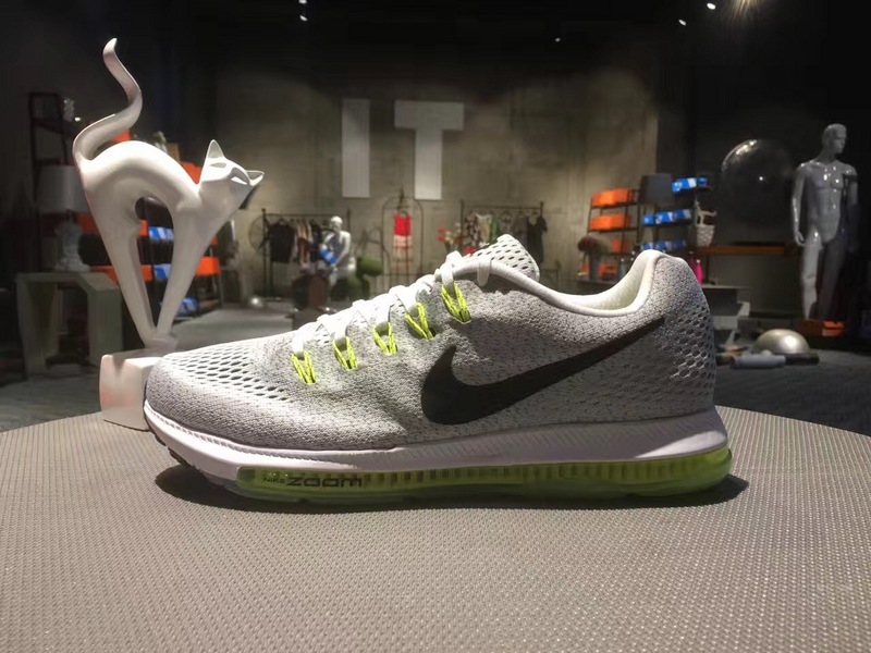 nike登月跑鞋穿搭,nikelegendreact3