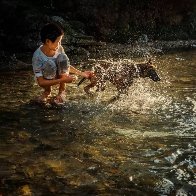 因为一句话恋上一座城,因为一个人恋上一座城