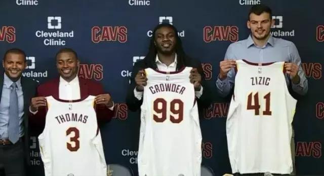 托马斯骑士复出首秀,骑士发布会