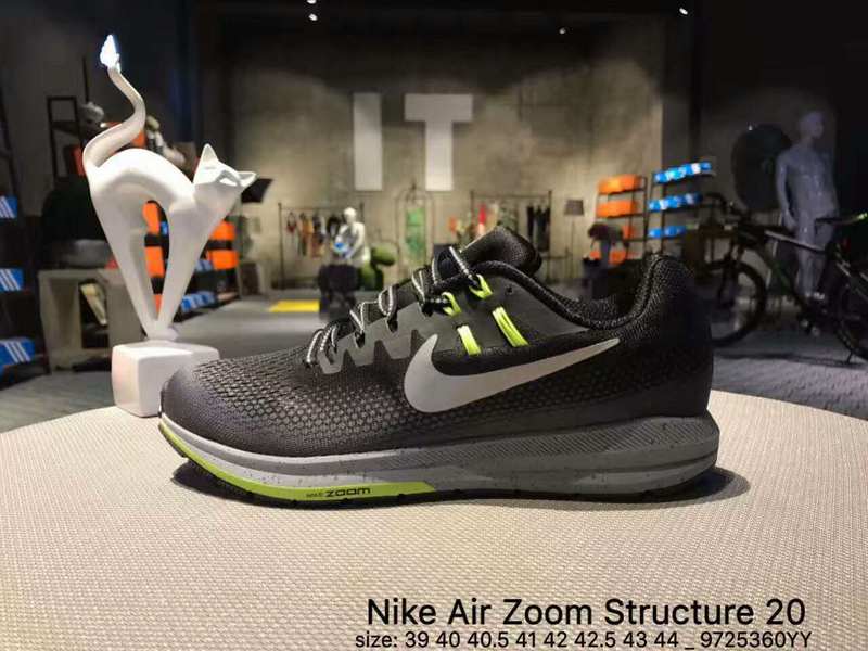 nike登月跑鞋适合跑步吗,nike登月鞋适合夏天穿吗