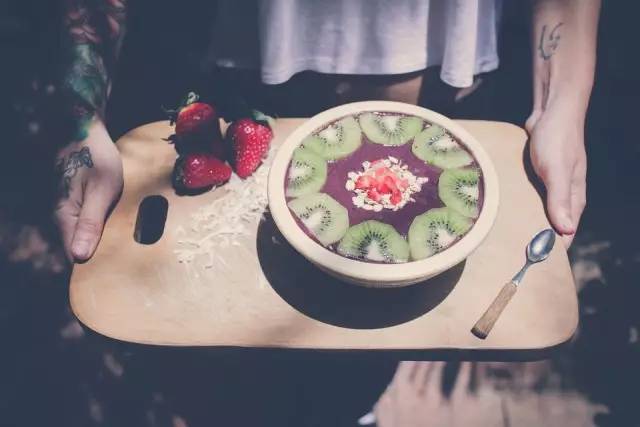 因为一句话恋上一座城,因为一个人恋上一座城