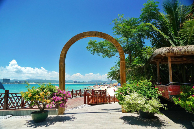 带着宝贝去旅行，遇见三亚遇见海