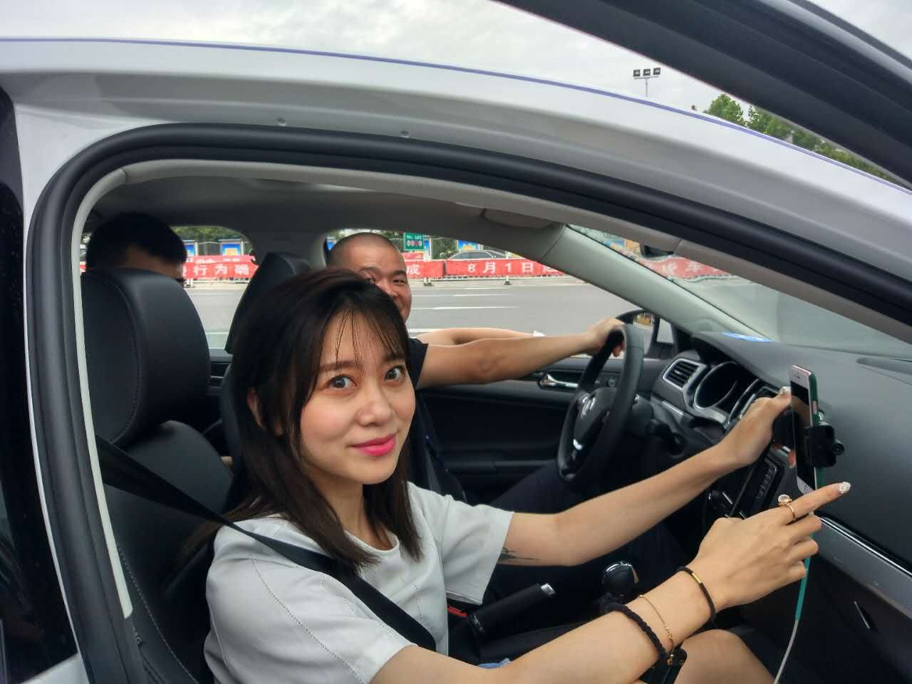 新速腾百公里油耗居然4.3L，再也不敢说德系车是油老虎了