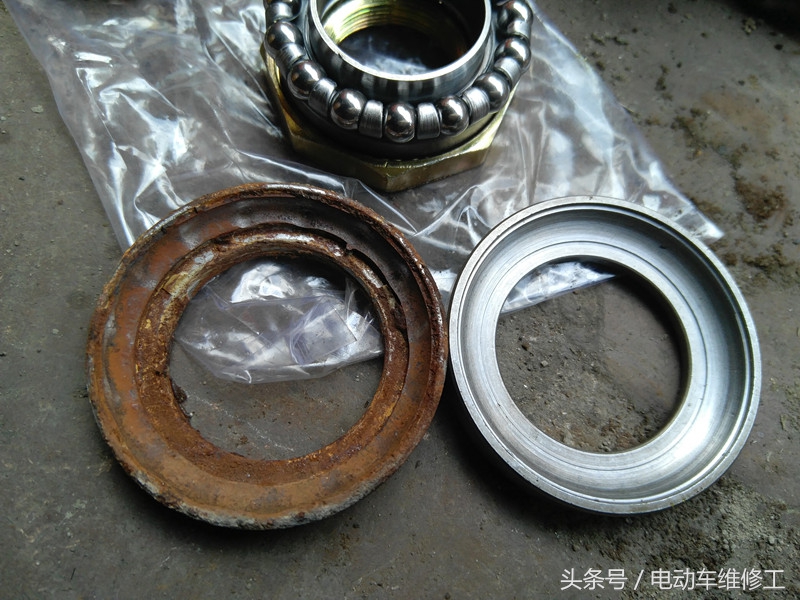 电动车车头反复晃动怎么解决,电动车车头晃动维修全教程