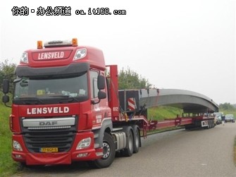 又是3D打印桥,不过这次在荷兰,也能通行自行车了