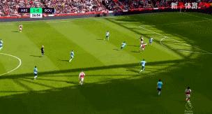十人兵工厂三球完胜！打脸型前锋再现两球一助攻为温格续命！
