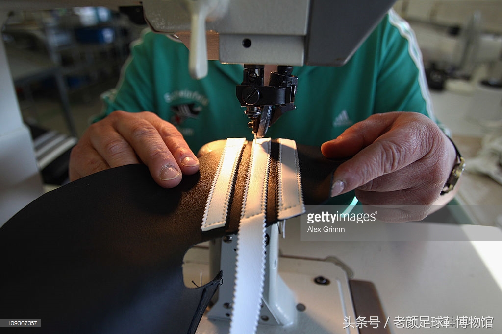 谁是阿迪达斯旗下第一刁民,毫无疑问球鞋改造小能手范大将军