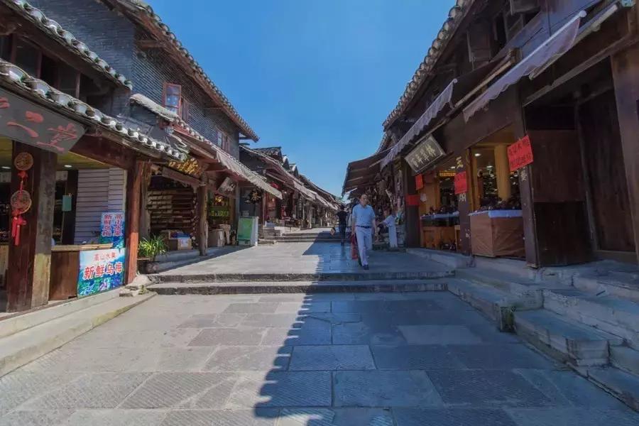 元旦成都出发两天一夜旅游攻略,成都出发三四天旅游推荐国庆