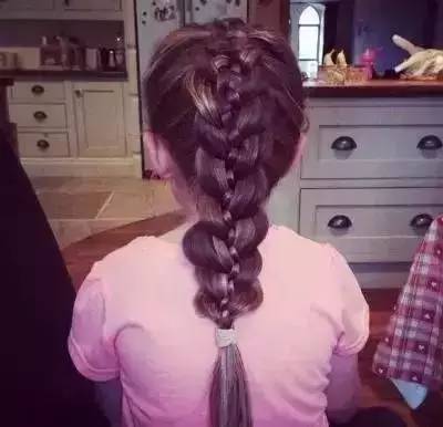 宝妈儿童编发之个性马尾辫编法,超级简单的儿童编发