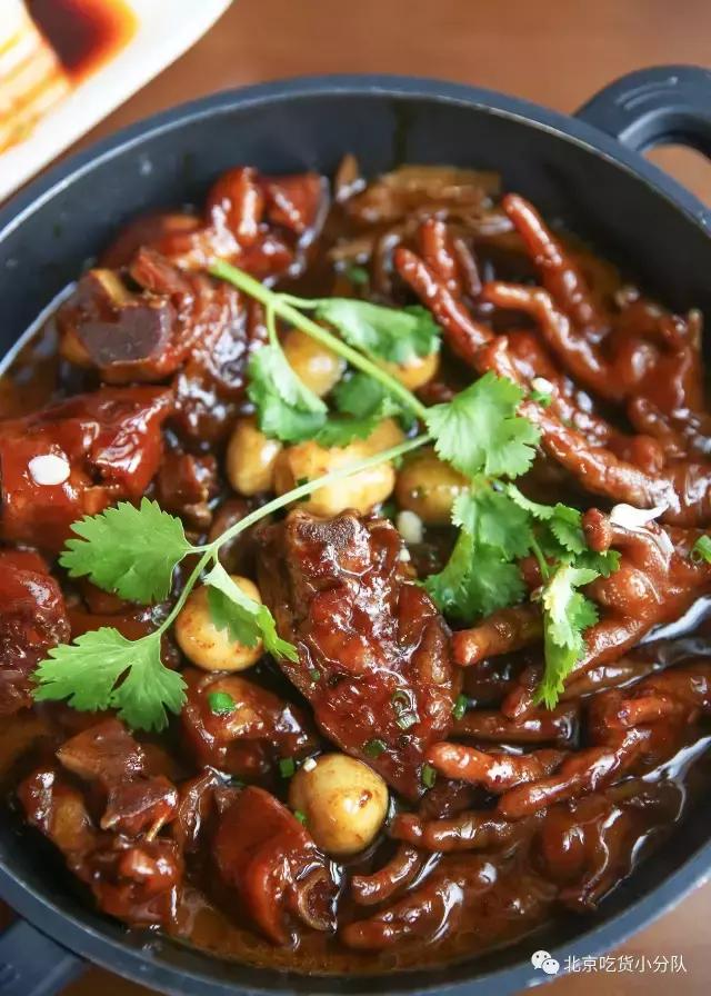 三里屯美食大楼在哪里,三里屯老字号美食店