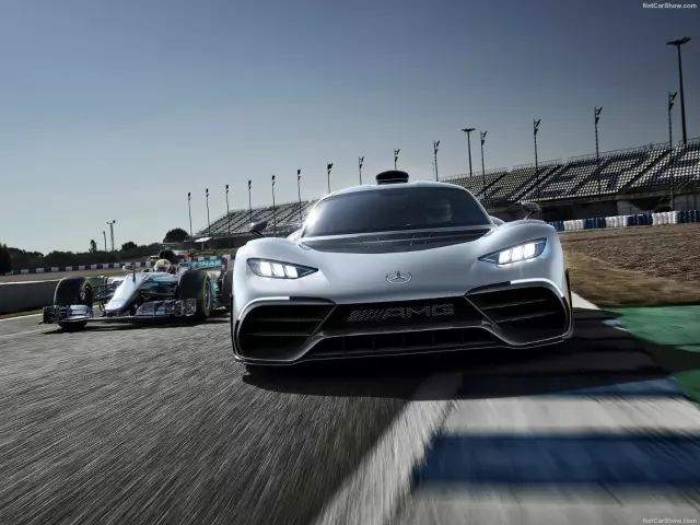 1.6t奔驰跑车,1.6t奔驰amg