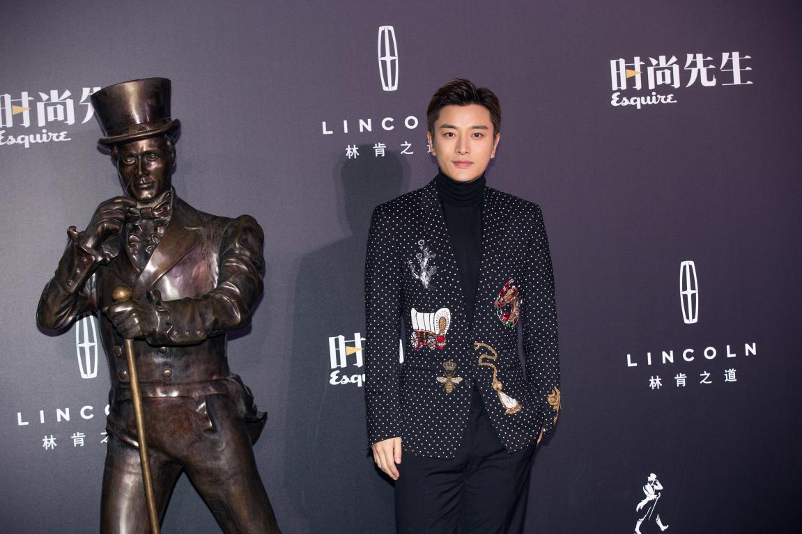 贾乃亮李小璐吻戏视频完整,贾乃亮李小璐拥抱视频