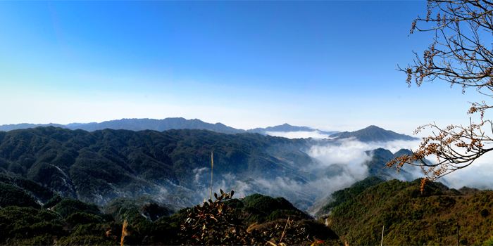 世界“短裙第一村”，裙长只有16厘米，男生都喜欢这个地方