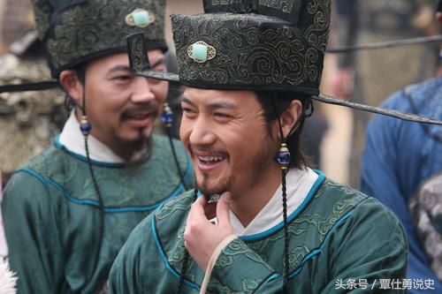 国学大师出的对联,国学大师精彩对联