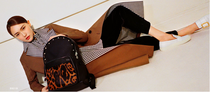 杨幂成轻奢品牌全球代言人,80后小花的代言战争硝烟四起