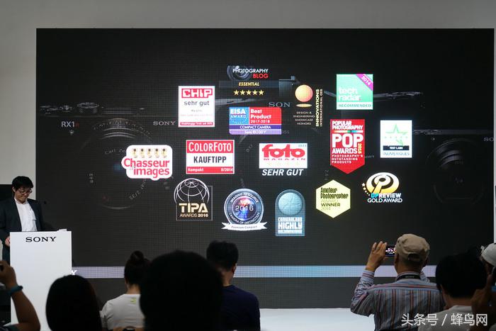索尼黑卡rx0ii,索尼发布的第一代黑卡rx0