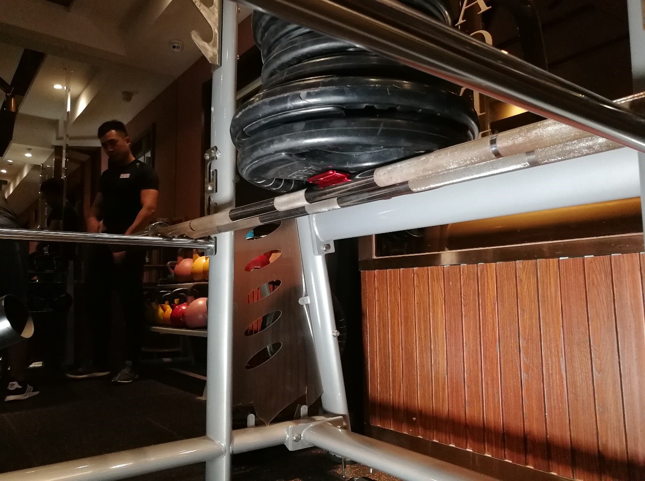 手机容易被坐弯吗,手机被坐弯了还能修吗