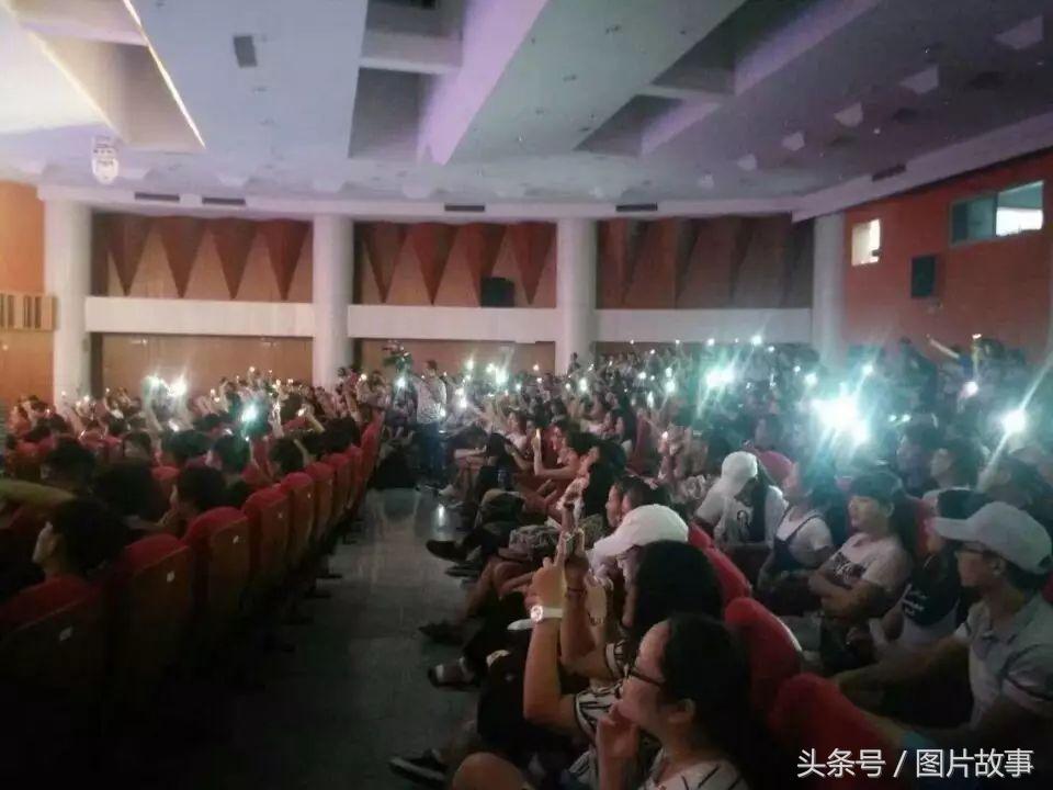 广西师范大学音乐学院举行2017级新生开学典礼暨迎新晚会