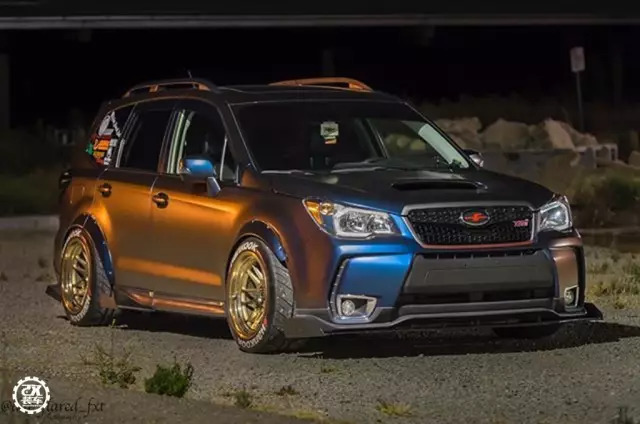 “不务正业”的低趴斯巴鲁森林人，在路上暴走的姿态简直凶猛！