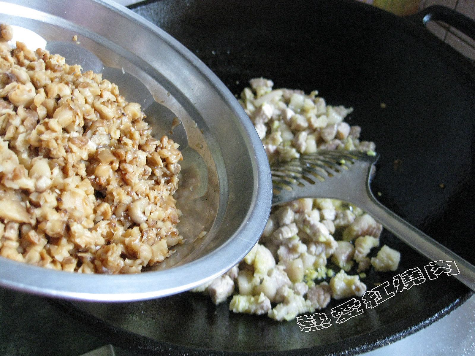 自己做的炸酱不好吃怎么补救,炸的酱发酸是什么原因