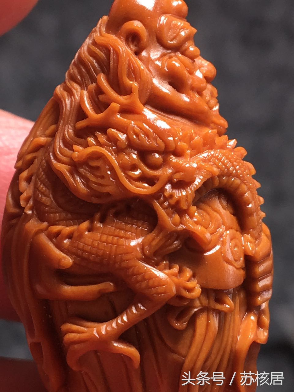 橄榄核雕刻十大名家的作品,橄榄核雕刻名家作品价格