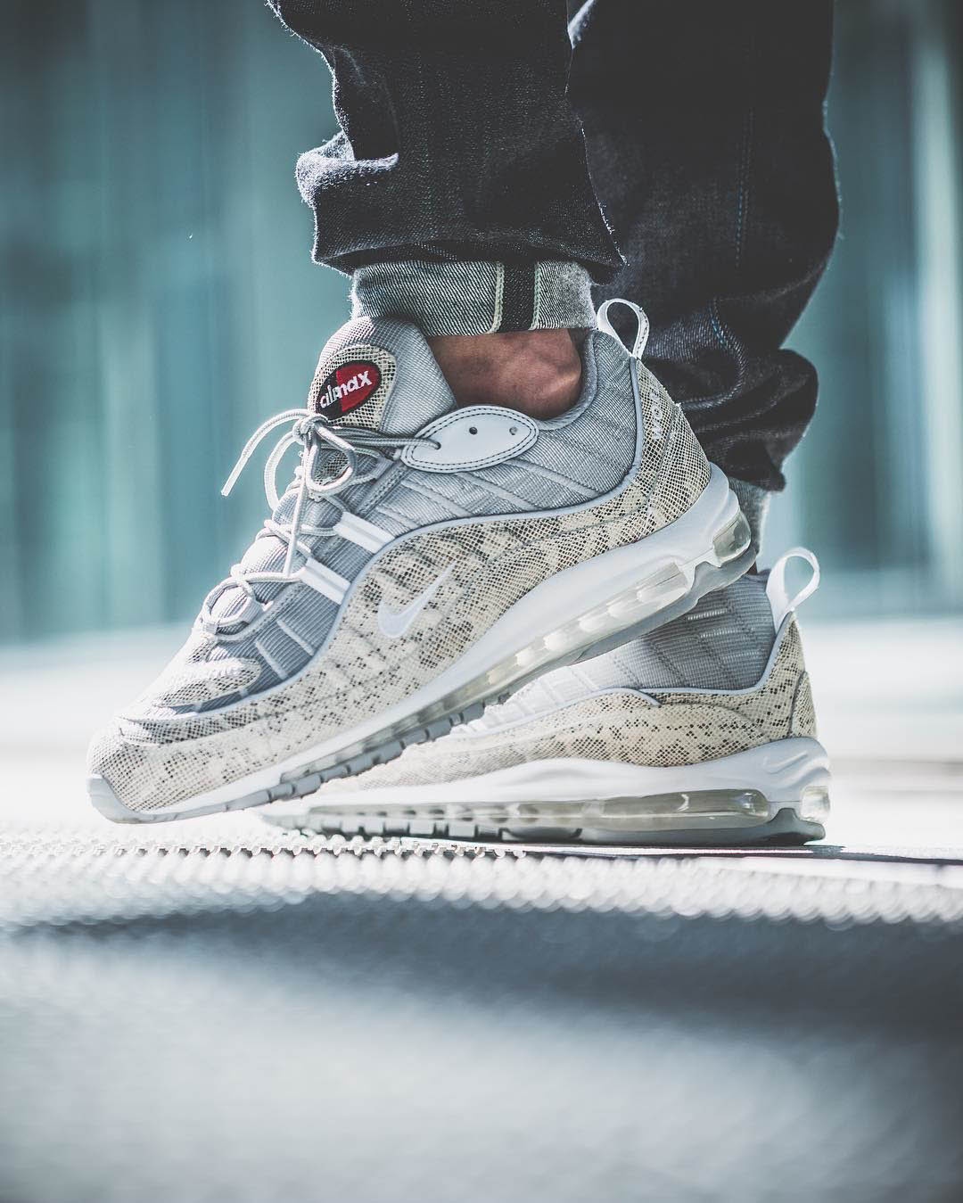 supremexnike联名天鹅绒,nikesupreme联名至高无上