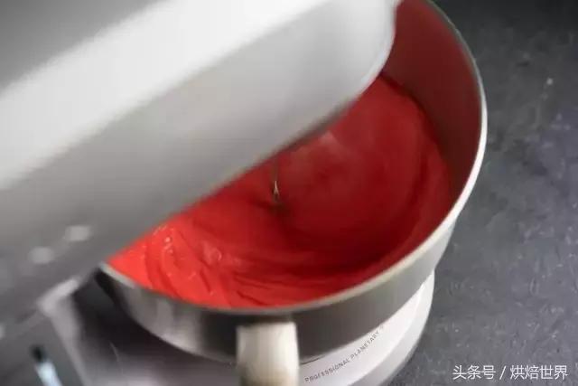 爆浆红丝绒蛋糕卷,颜值与口感并存的橙香蛋糕卷