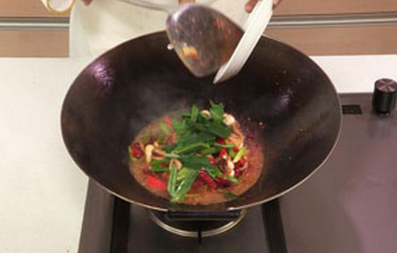 脆爽墨鱼仔的做法,墨鱼仔怎么做不辣又好吃