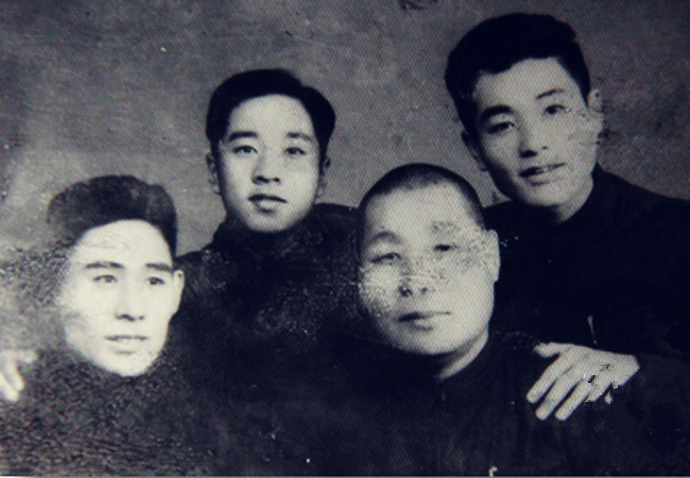 相声演员李大白话,相声演员调侃国足