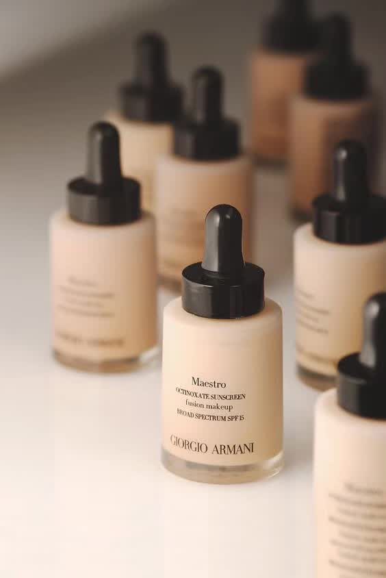 阿玛尼粉底液哪一款最好用,阿玛尼好用的粉底液排行榜前十名