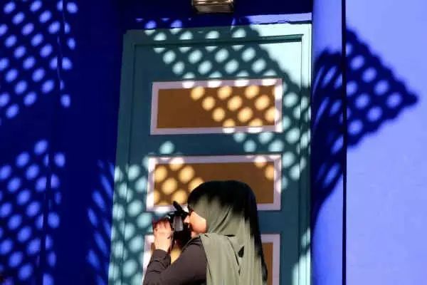 时装大师圣罗兰的秘密花园到底什么样？