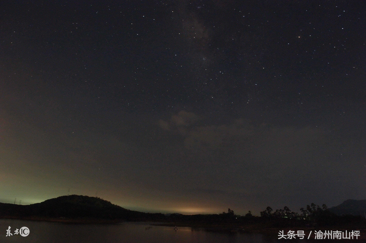 也许你已淡忘,那些年,我欠你一句我爱你,哪怕是乘着酒劲说的!