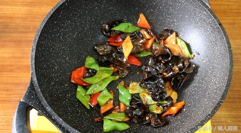 千页豆腐怎么做好吃呢视频,产妇能吃千页豆腐怎么炒才好吃呢